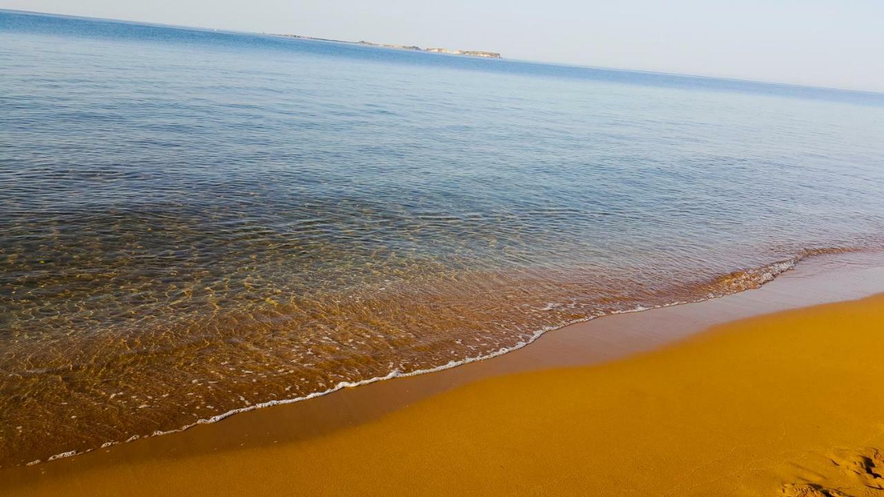 Galaxy Rooms Xi Beach Екстер'єр фото