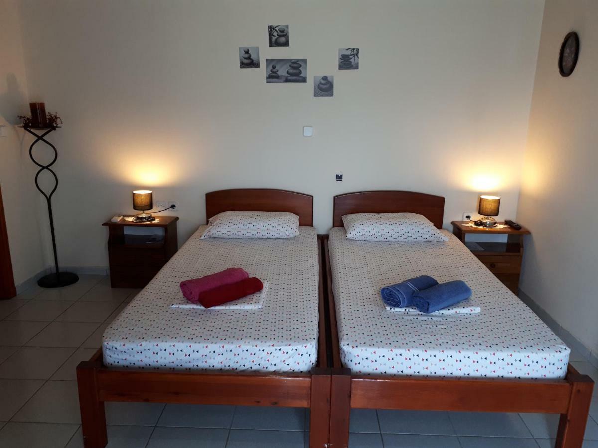 Galaxy Rooms Xi Beach Екстер'єр фото