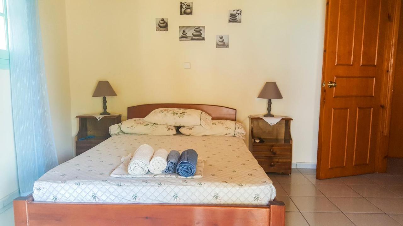 Galaxy Rooms Xi Beach Екстер'єр фото